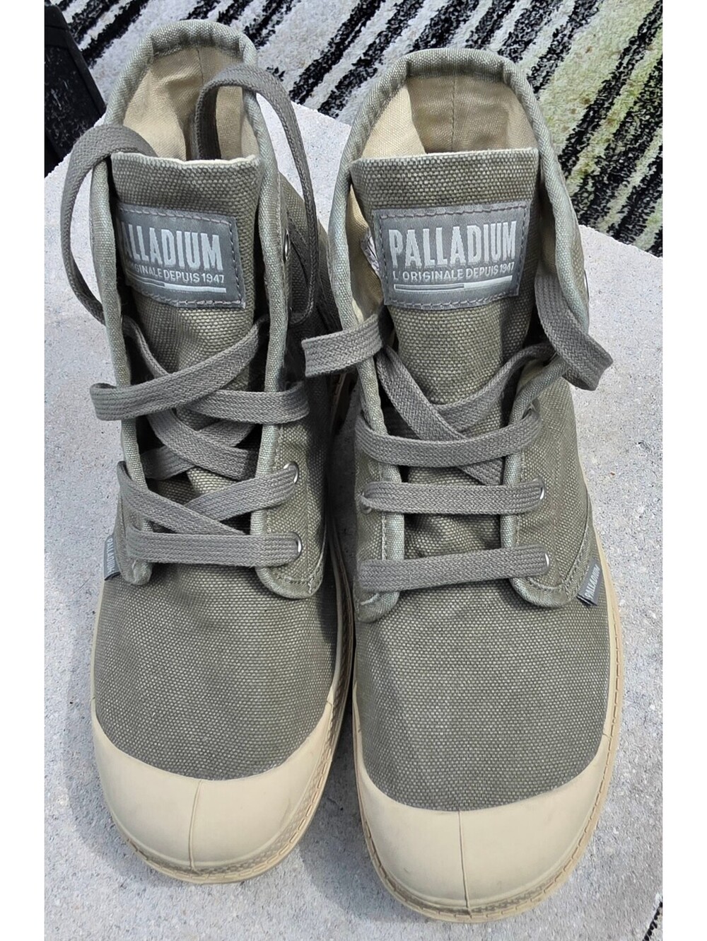 Palladium Women's High-Top Canvas Boots Size 7.5